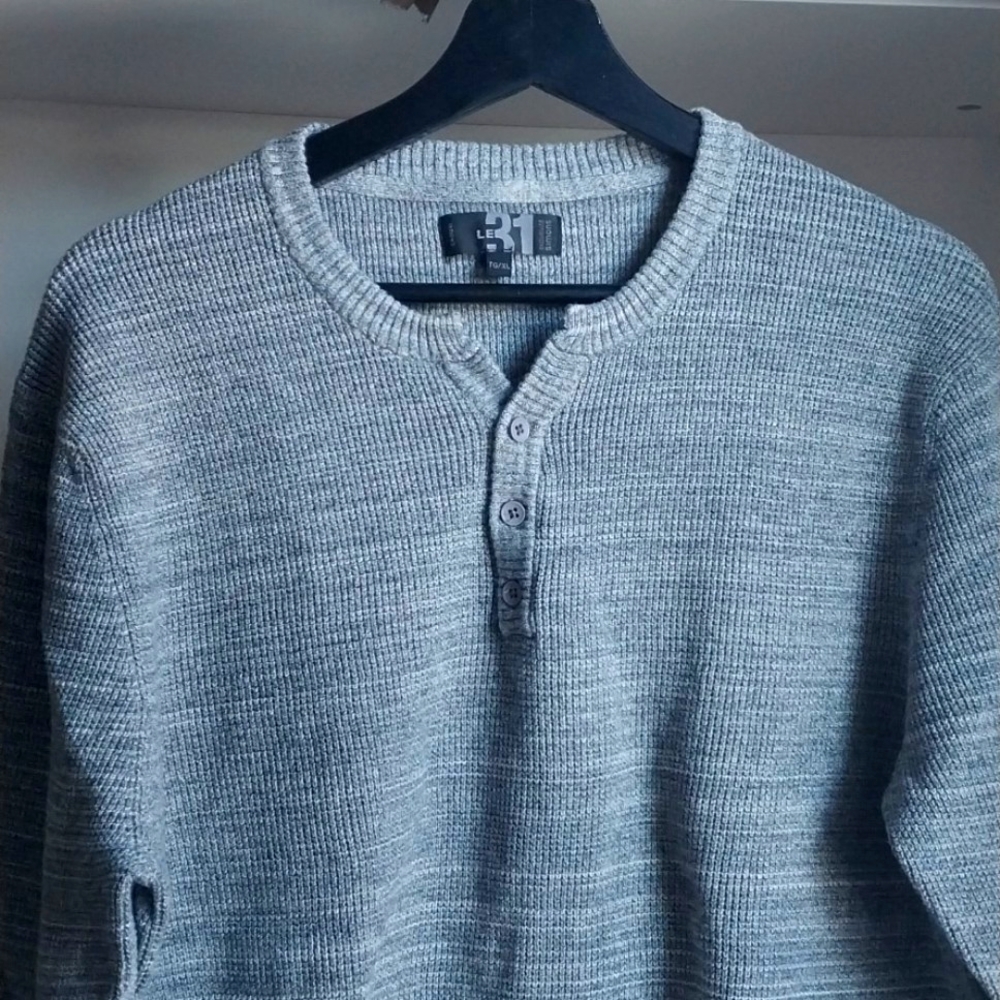 Simons Le 31 Waffle knit henley Sweaters Blue/grey sz XL